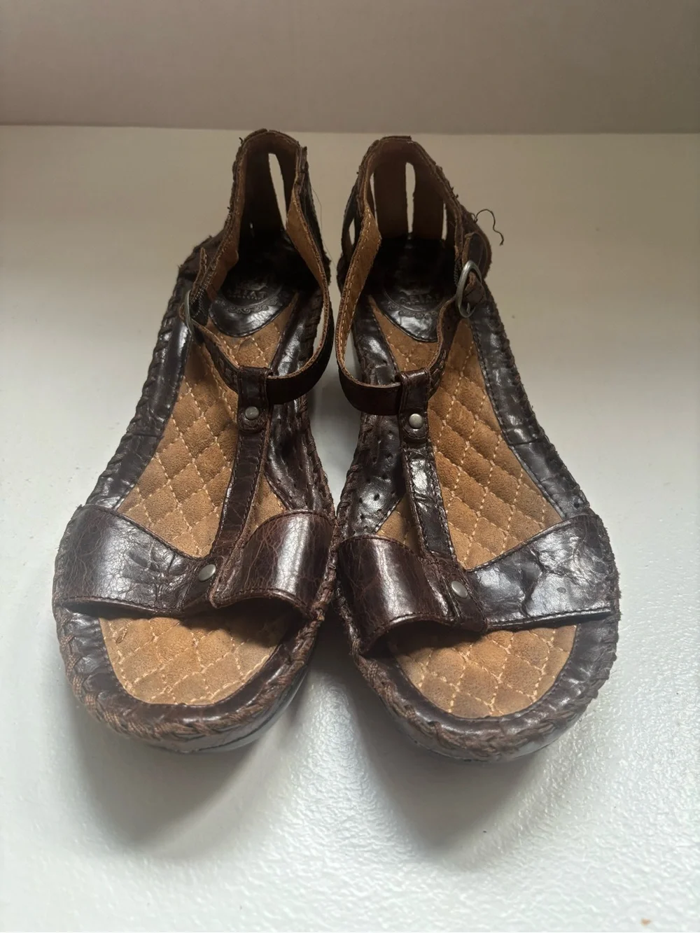 ARIAT Shalimar Brown Leather T-Strap Wedge Heeled Gladiator Sandal Size 9